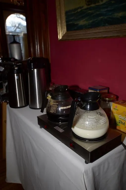 Bonnevue Manor Bed & Breakfast Toronto