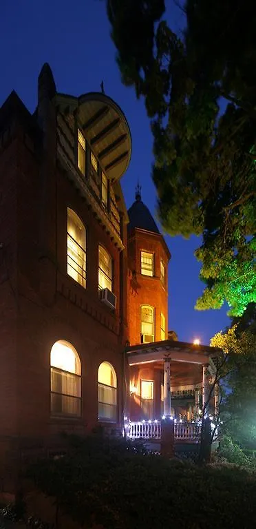 Bonnevue Manor Bed & Breakfast Toronto