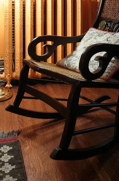 Bonnevue Manor Bed & Breakfast Toronto