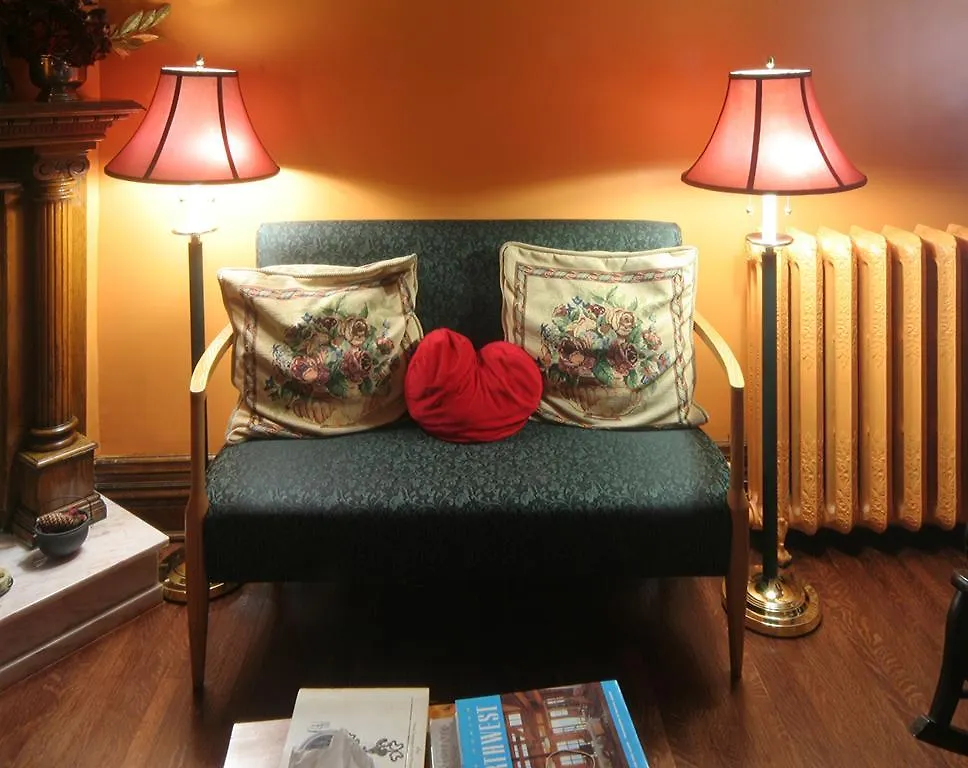 Bonnevue Manor Bed & Breakfast Toronto 2*,  Canada
