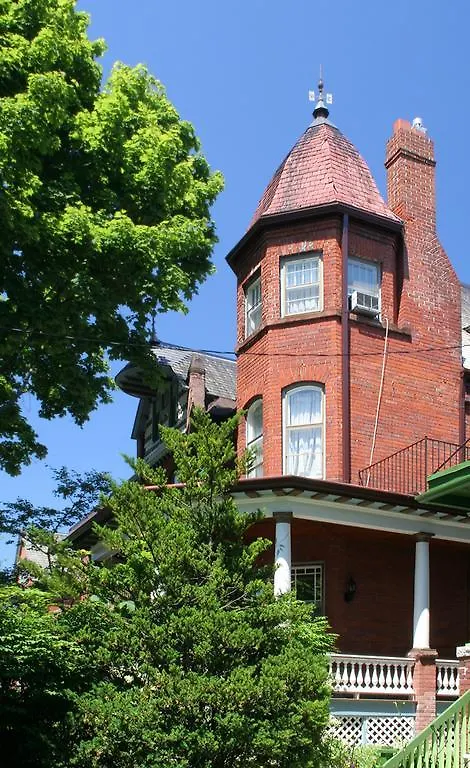 Bonnevue Manor Bed & Breakfast Toronto Canada