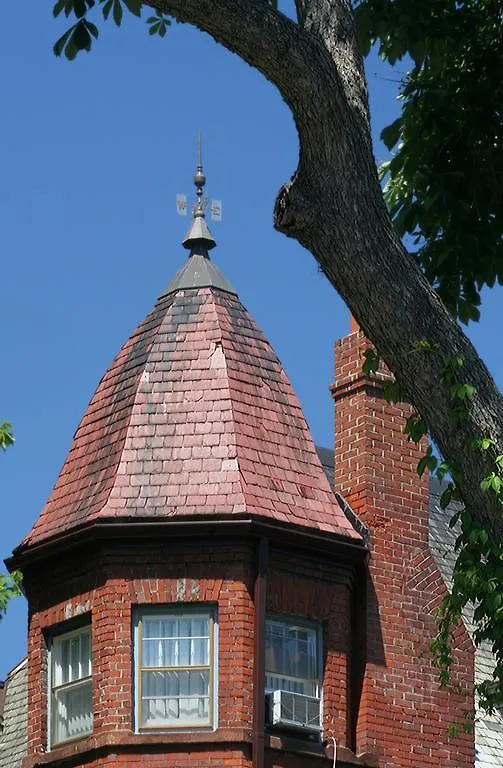 Bonnevue Manor Bed & Breakfast Toronto Canada