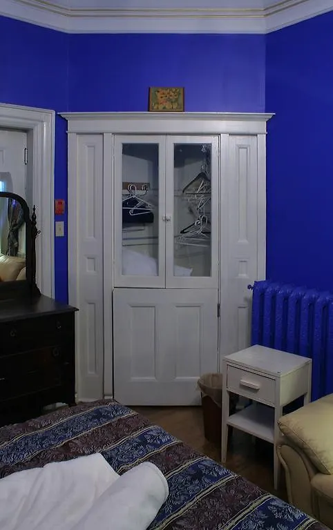 Bonnevue Manor Bed & Breakfast Toronto