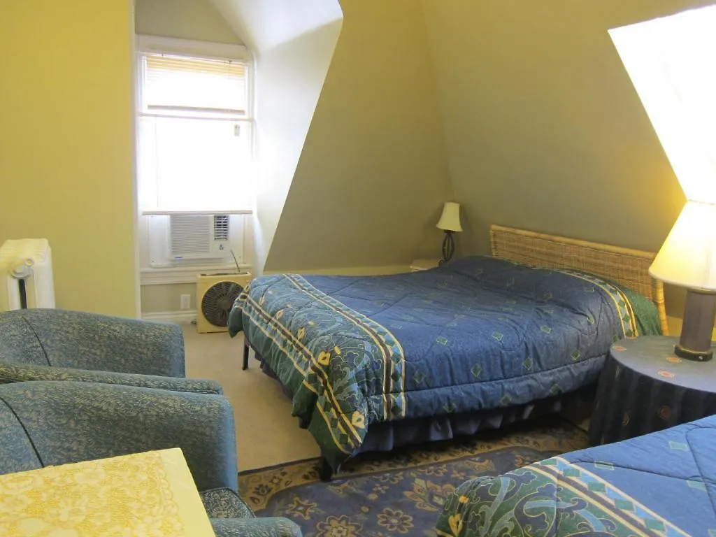 Bonnevue Manor Bed & Breakfast Toronto Canada