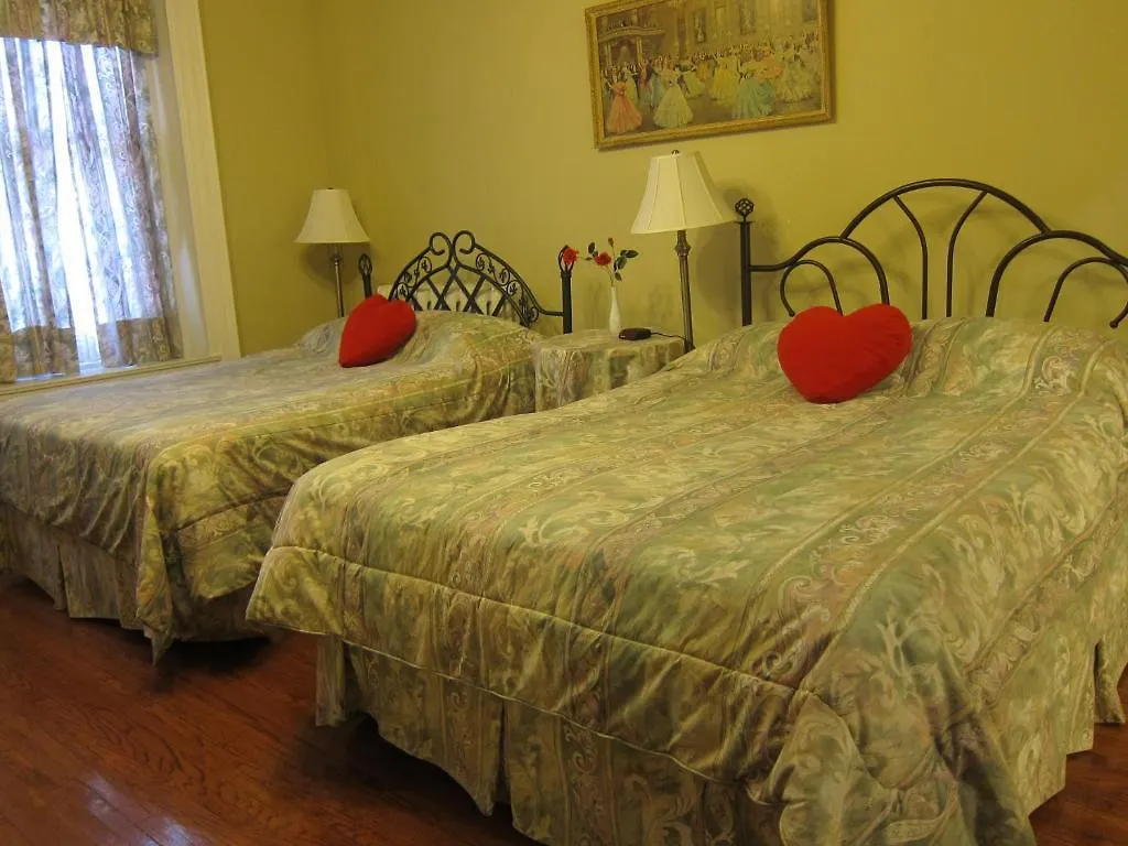 Bonnevue Manor Bed & Breakfast Toronto