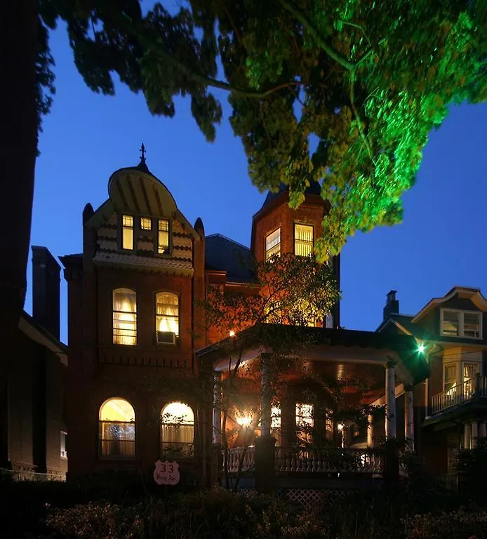 Bonnevue Manor Bed & Breakfast Toronto
