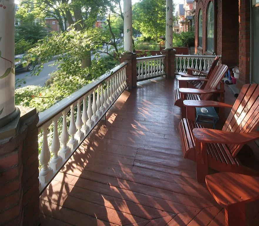 Bonnevue Manor Bed & Breakfast Toronto