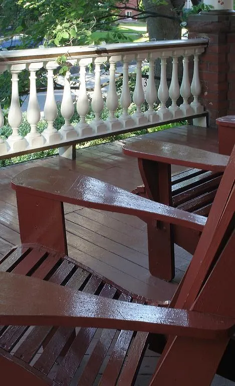 Bonnevue Manor Bed & Breakfast Toronto 2*,  Canada