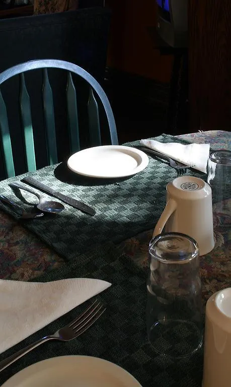 Bonnevue Manor Bed & Breakfast Toronto 2*,