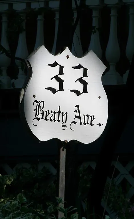 Bonnevue Manor Bed & Breakfast Toronto 2*,  Canada